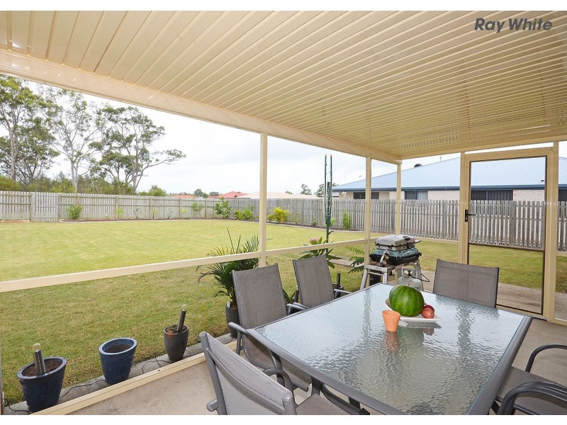 7 Pharlap Court, Point Vernon QLD 4655