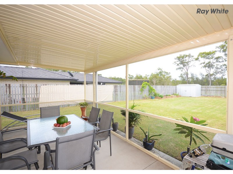 7 Pharlap Court, Point Vernon QLD 4655