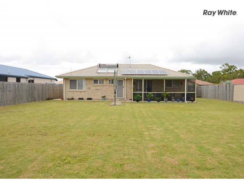 7 Pharlap Court, Point Vernon QLD 4655