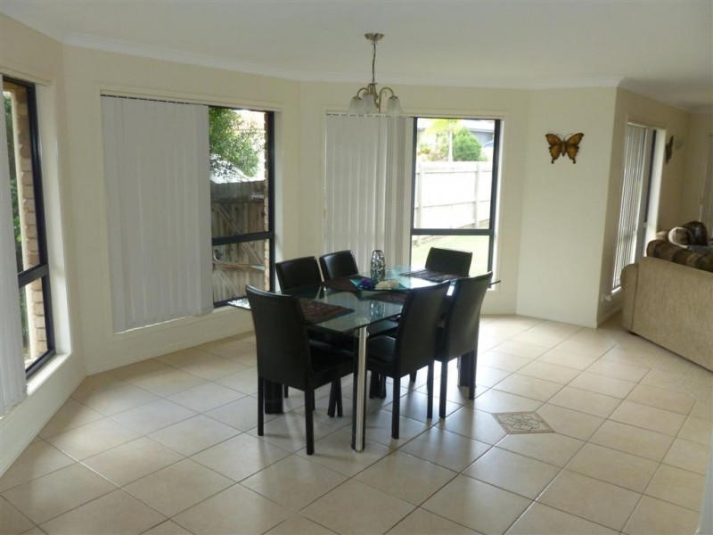 65 Gundesen Drive, Urraween QLD 4655