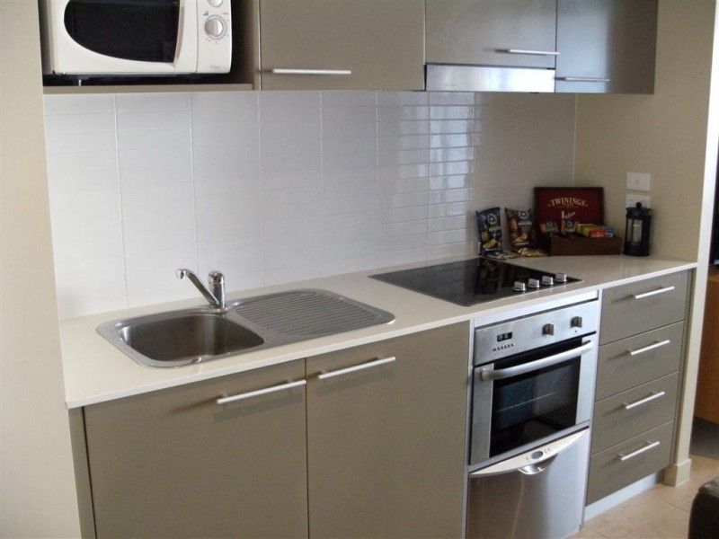 217/569 Charlton Esplanade, Urangan QLD 4655