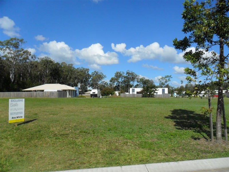 1 Malibu Way, Toogoom QLD 4655