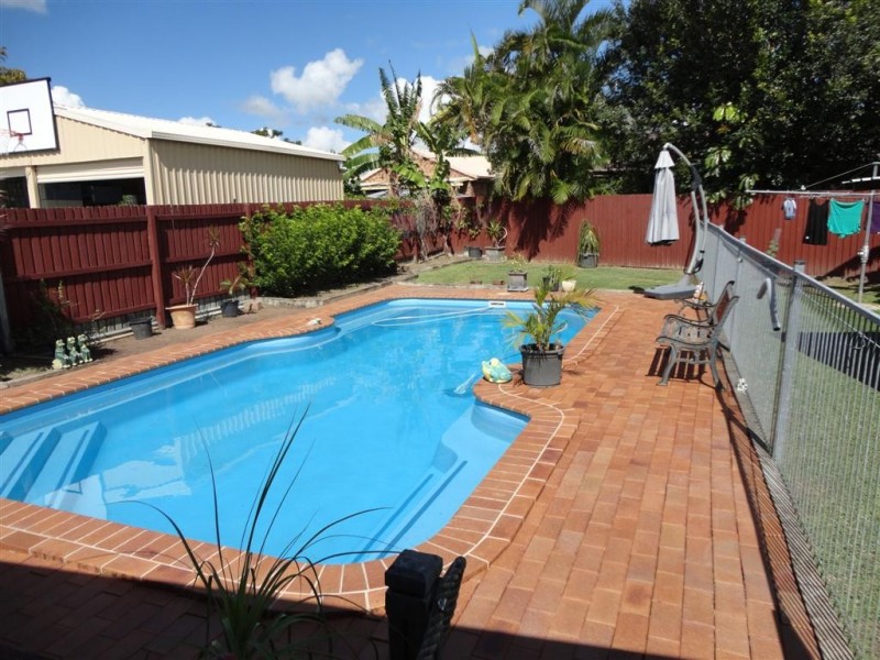 18 St Andrews Drive, Pialba QLD 4655