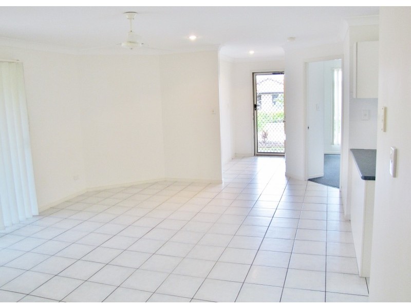 36 Anchorage Circuit, Point Vernon QLD 4655