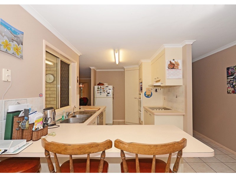 28 Kookaburra Drive, Eli Waters QLD 4655