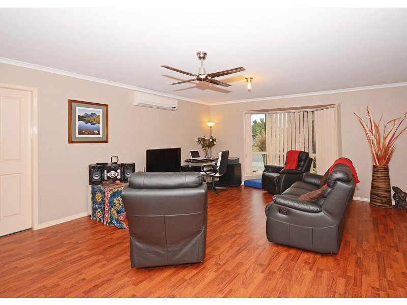 28 Kookaburra Drive, Eli Waters QLD 4655