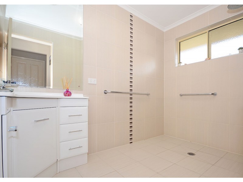 28 Kookaburra Drive, Eli Waters QLD 4655