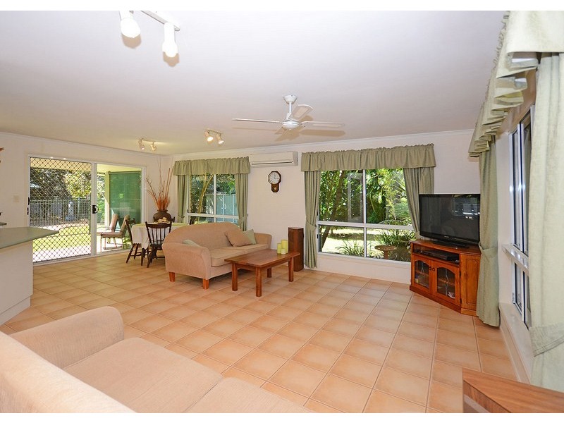 50-54 Vine Forest Drive, Dundowran Beach QLD 4655