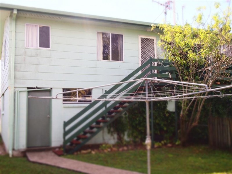 36 Banksia Street, Point Vernon QLD 4655