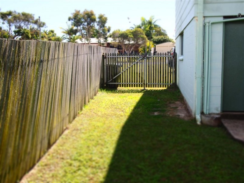 36 Banksia Street, Point Vernon QLD 4655