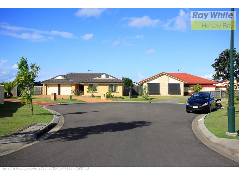 6 Sirius Court, Eli Waters QLD 4655