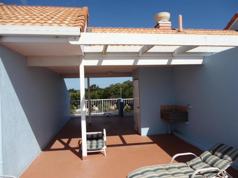 162/17 Buccaneer Drive, Urangan QLD 4655