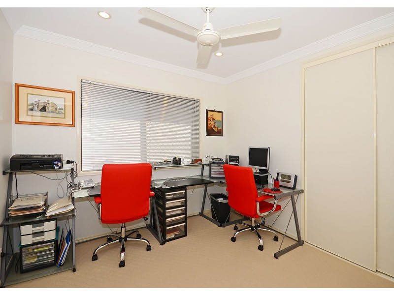 21 Harrison Circuit, Urangan QLD 4655