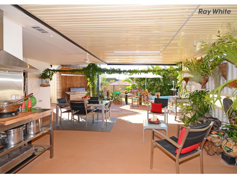 21 Harrison Circuit, Urangan QLD 4655