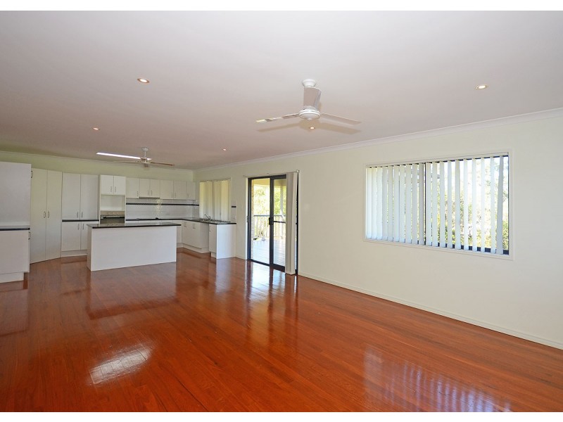 17 Highview Drive, Craignish QLD 4655