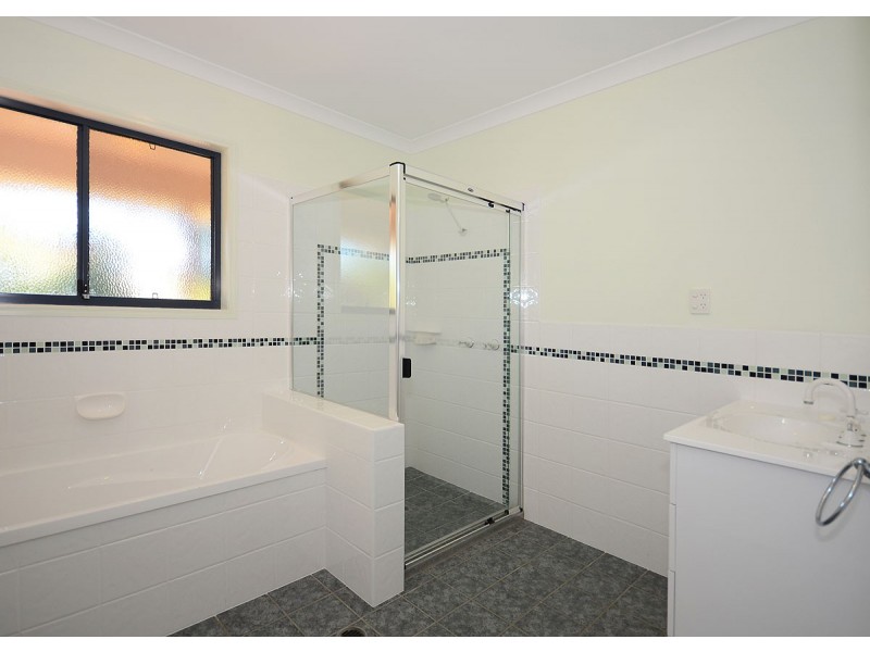 17 Highview Drive, Craignish QLD 4655