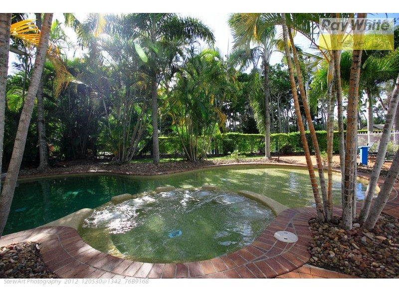 111/397 Charlton Esplanade, Torquay QLD 4655