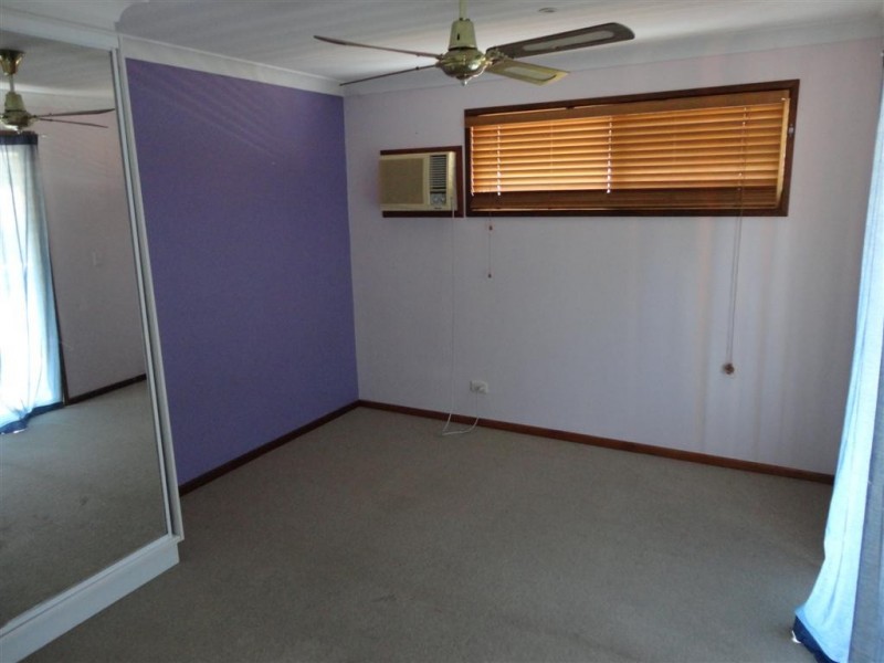 171 Kingfisher Parade, Toogoom QLD 4655