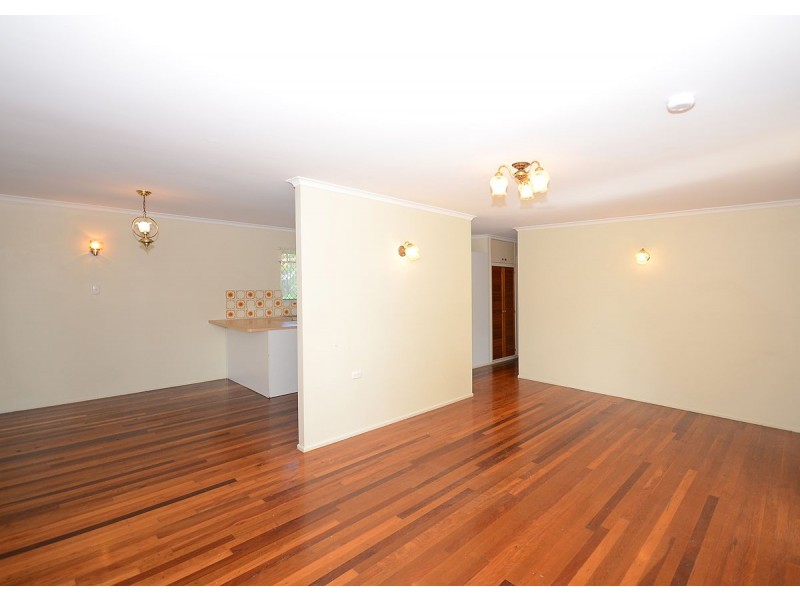 387 Boat Harbour Drive, Scarness QLD 4655