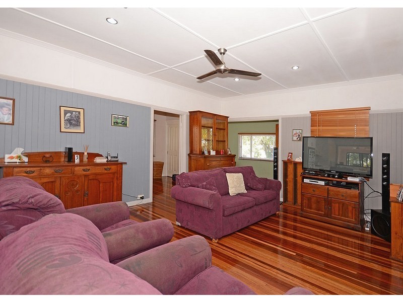 34 Cunningham Street, Torquay QLD 4655