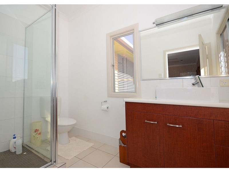 34 Cunningham Street, Torquay QLD 4655