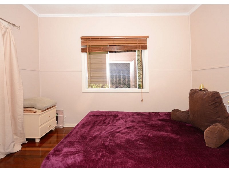 34 Cunningham Street, Torquay QLD 4655