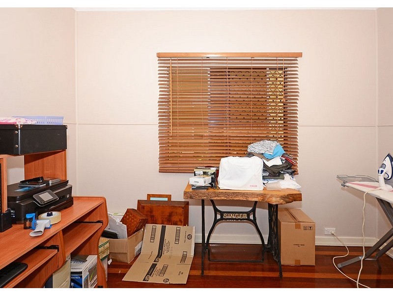 34 Cunningham Street, Torquay QLD 4655