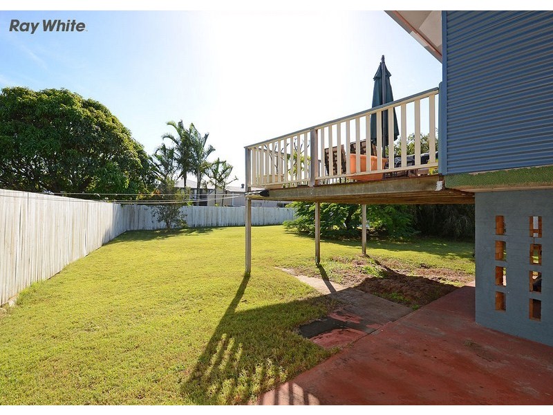 34 Cunningham Street, Torquay QLD 4655