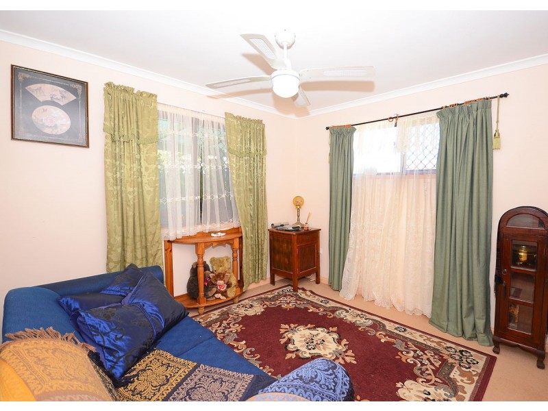 68 North Street, Point Vernon QLD 4655