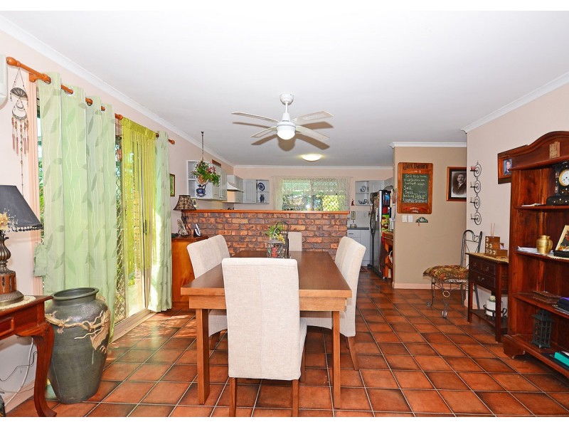 68 North Street, Point Vernon QLD 4655