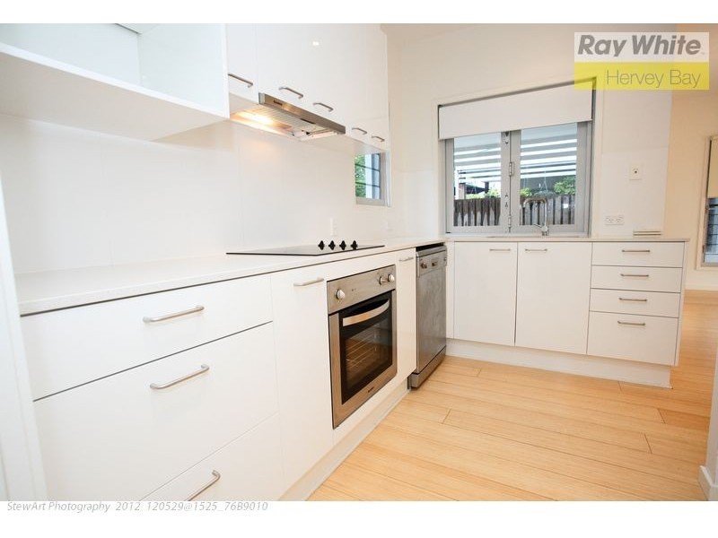 9/541 Charlton Esplanade, Urangan QLD 4655