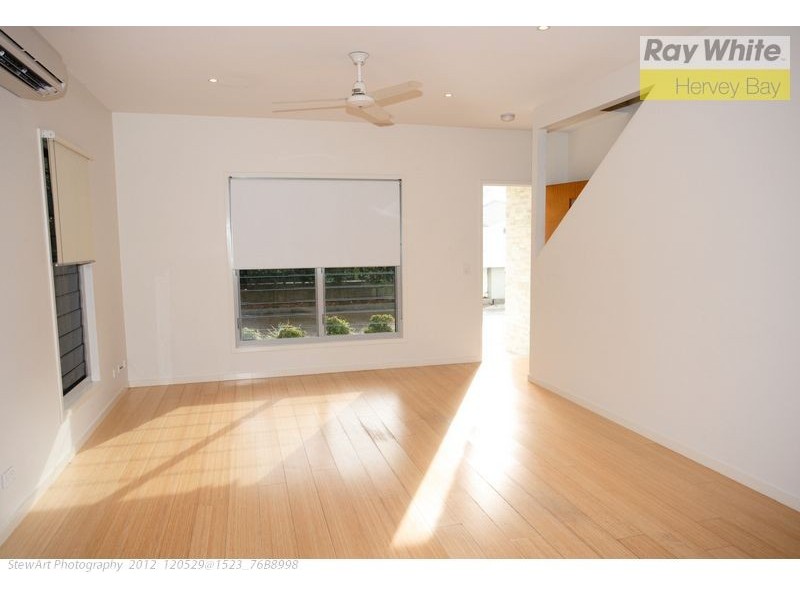 9/541 Charlton Esplanade, Urangan QLD 4655