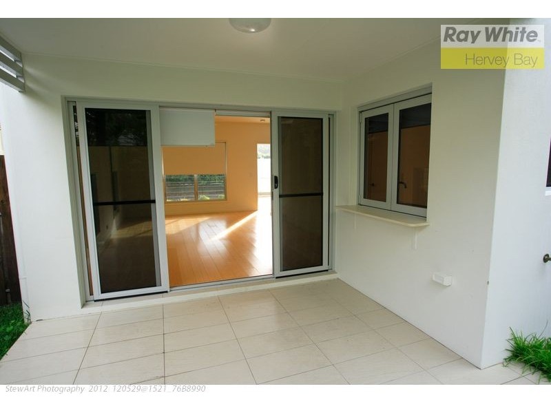 9/541 Charlton Esplanade, Urangan QLD 4655