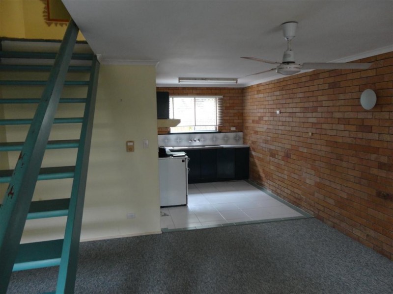 4/80 Hibiscus Street, Urangan QLD 4655