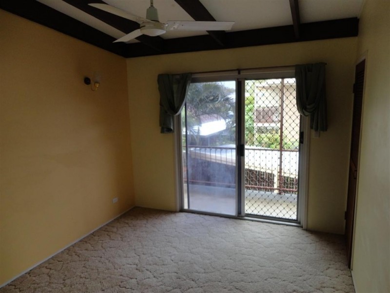 4/80 Hibiscus Street, Urangan QLD 4655