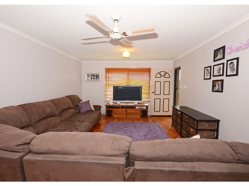 21 Wide Bay Drive, Eli Waters QLD 4655