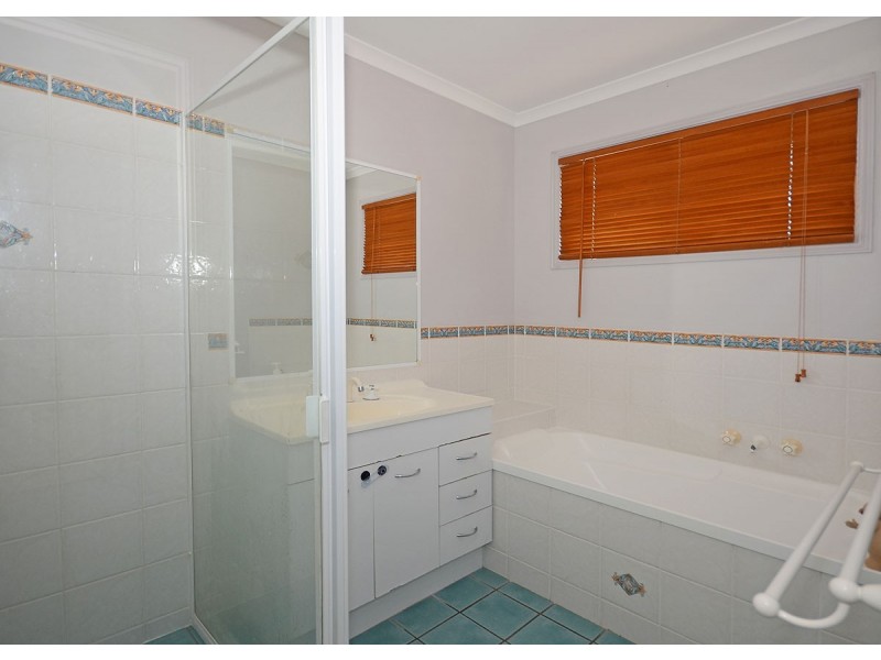 21 Wide Bay Drive, Eli Waters QLD 4655