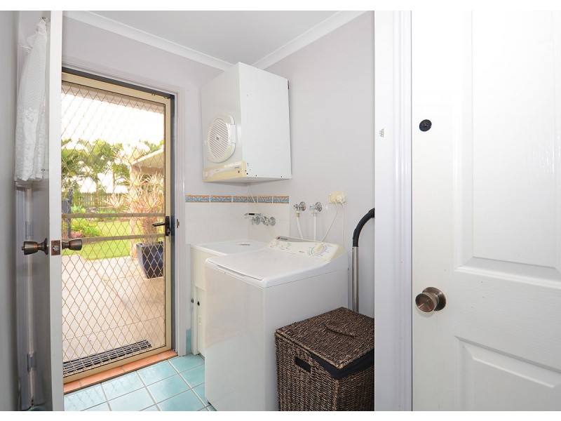 21 Wide Bay Drive, Eli Waters QLD 4655