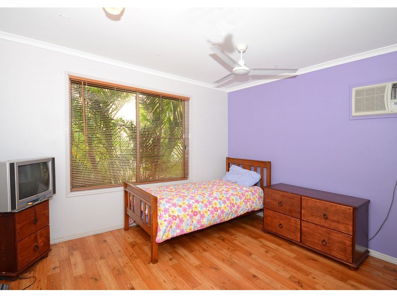 21 Wide Bay Drive, Eli Waters QLD 4655