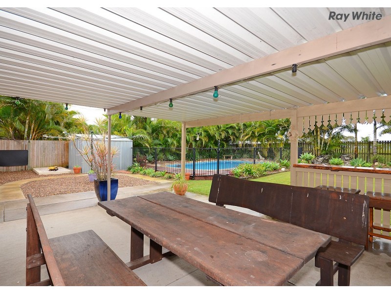 21 Wide Bay Drive, Eli Waters QLD 4655