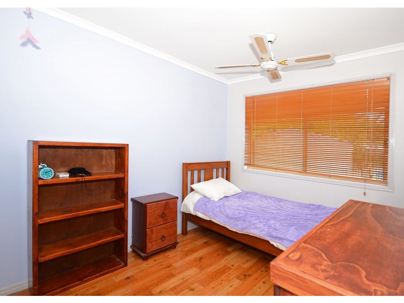 21 Wide Bay Drive, Eli Waters QLD 4655