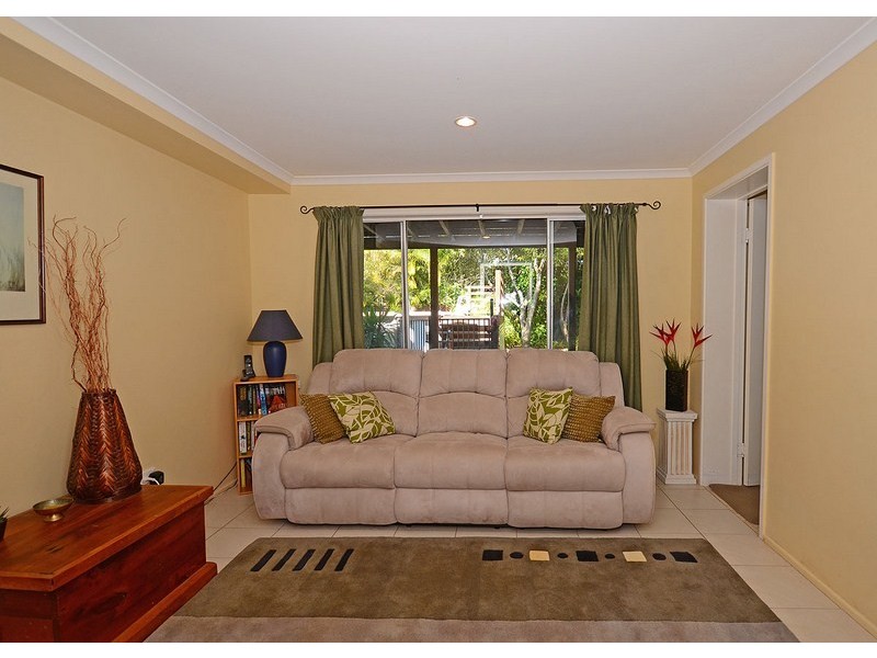 5 White Street, Point Vernon QLD 4655