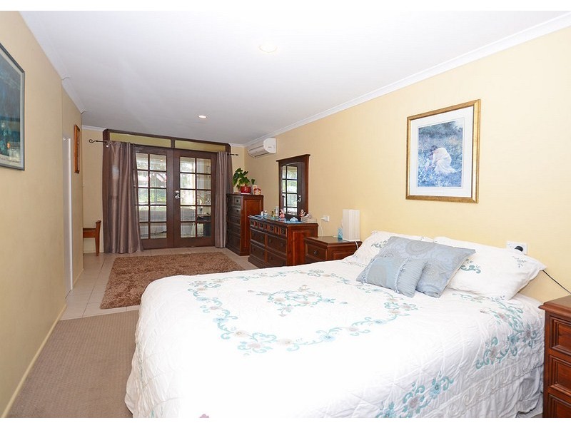 5 White Street, Point Vernon QLD 4655