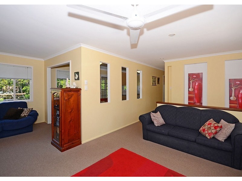 5 White Street, Point Vernon QLD 4655