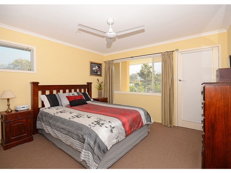 5 White Street, Point Vernon QLD 4655