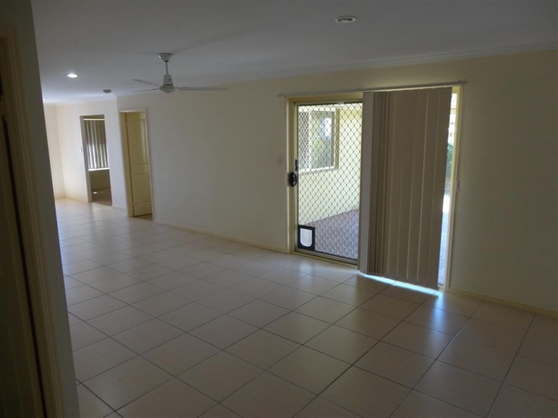 26 Endeavour Way, Eli Waters QLD 4655