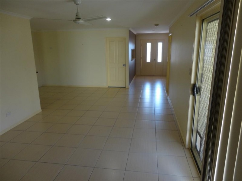 26 Endeavour Way, Eli Waters QLD 4655