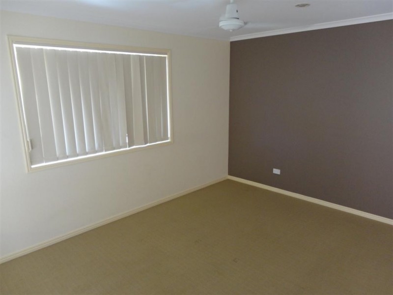 26 Endeavour Way, Eli Waters QLD 4655