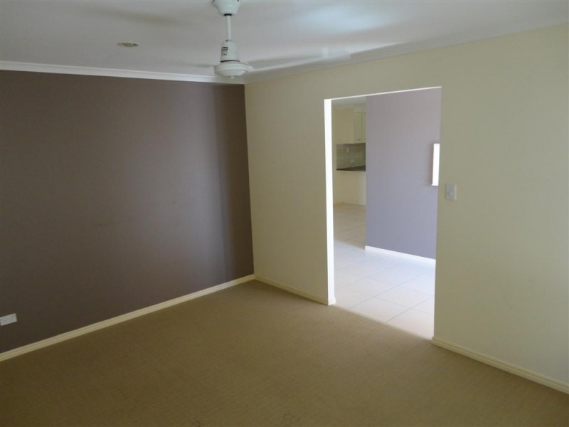 26 Endeavour Way, Eli Waters QLD 4655