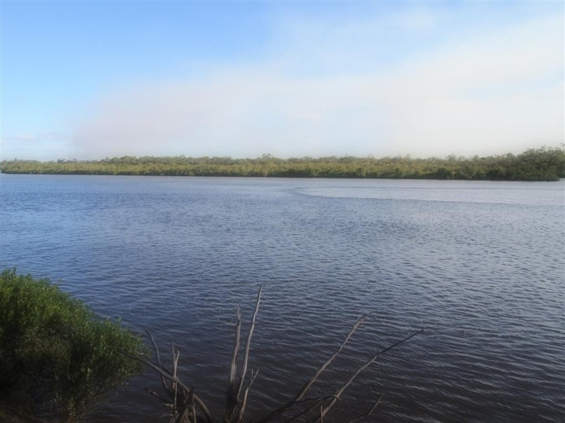 293 The Yachtsmans Drive, Burrum River QLD 4659